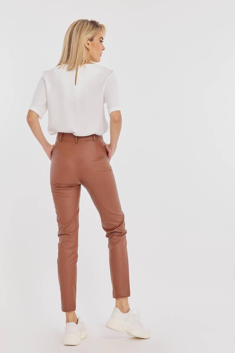 TIGHT TROUSERS